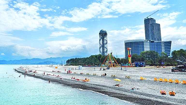 BATUM’A NASIL GİDİLİR – SARP SINIR KAPISINI HAVADAN VE KARADAN GEÇMENİN YOLLARI