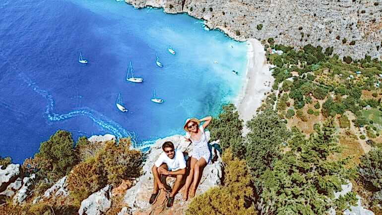 FETHİYE’DE GEZİLECEK YERLER (VE GİTMEYİN DEDİKLERİMİZ!!)