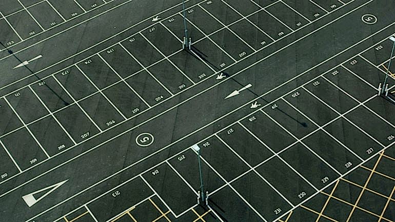 İSTANBUL HAVALİMANI ÇEVRESİNDEKİ UCUZ OTOPARKLAR VE VALE SERVİSİ