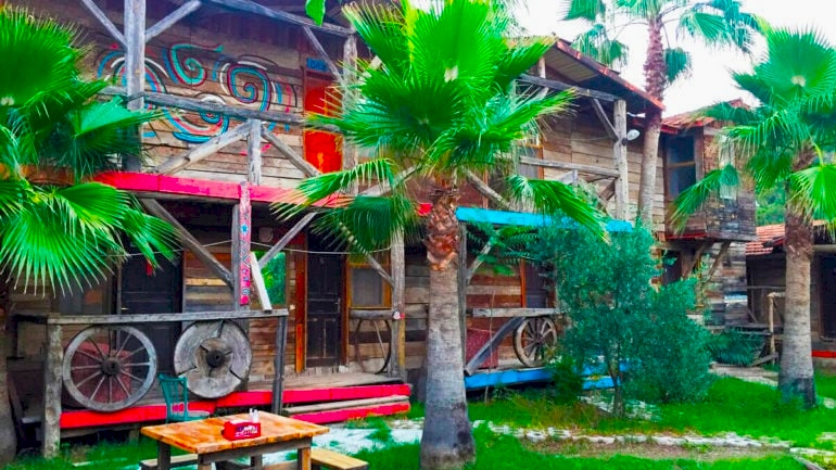 OLİMPOS’TA BUNGALOV & AĞAÇ EVLER