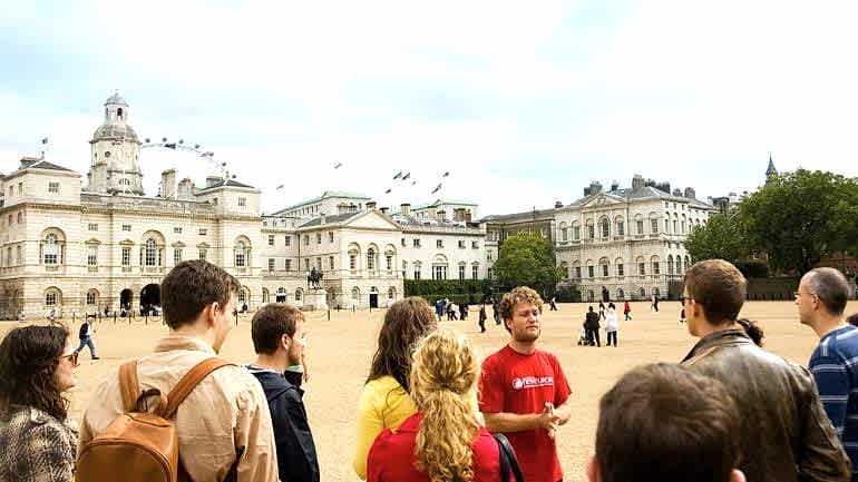 TURLA GEZMEK – AVANTAJLAR & DEZAVANTAJLAR