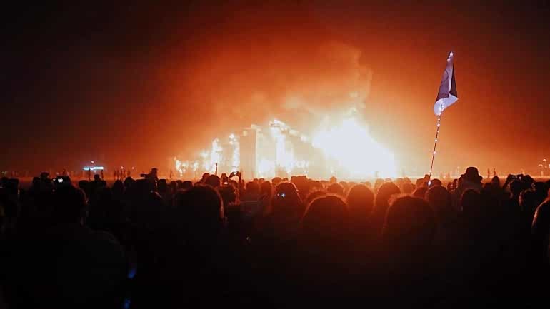 WHAT HAPPENS AT BURNING MAN